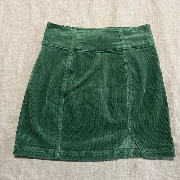 Corduroy Green A-Line Mini Skirt Y2K 90s Size 11 Casual Preppy Summer Fall - Picture 2 of 7
